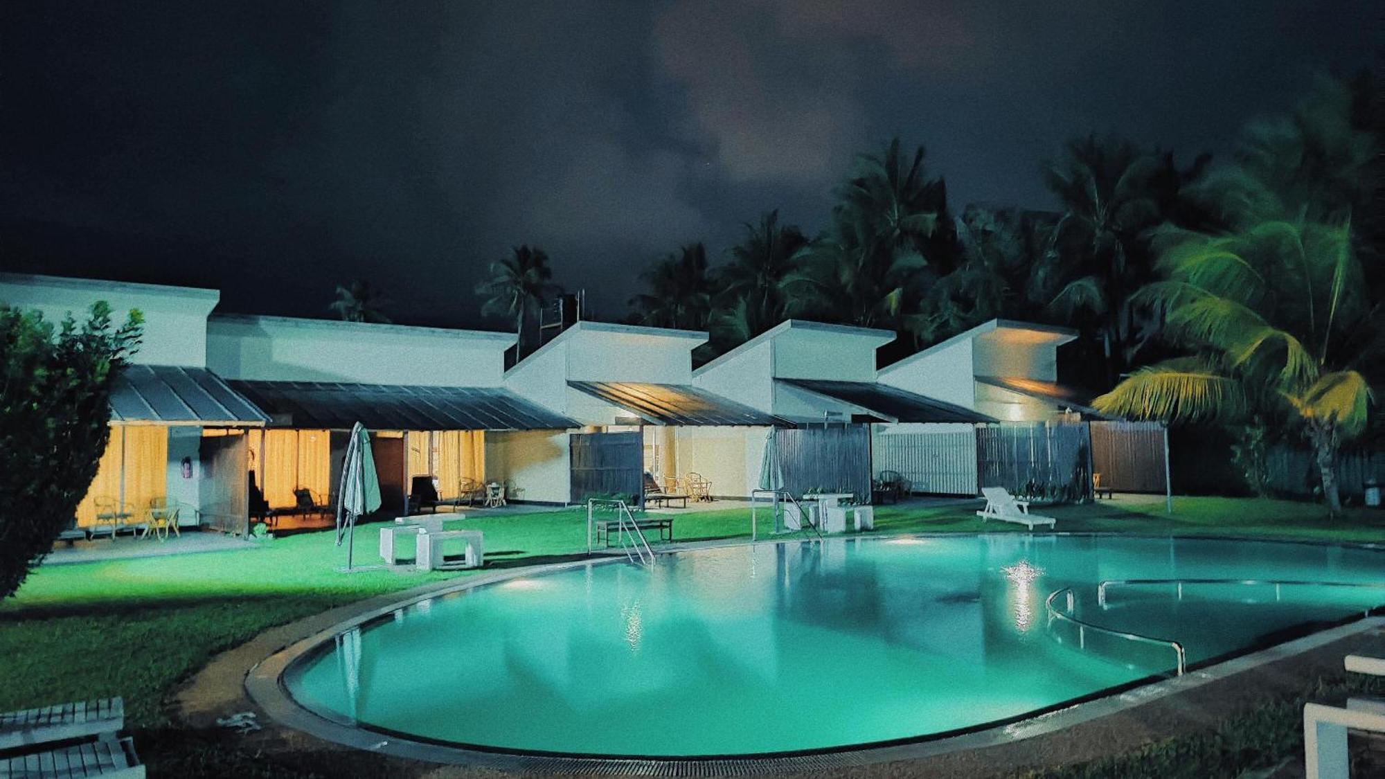 Langkah Syabas Beach Resort Кинарут Экстерьер фото