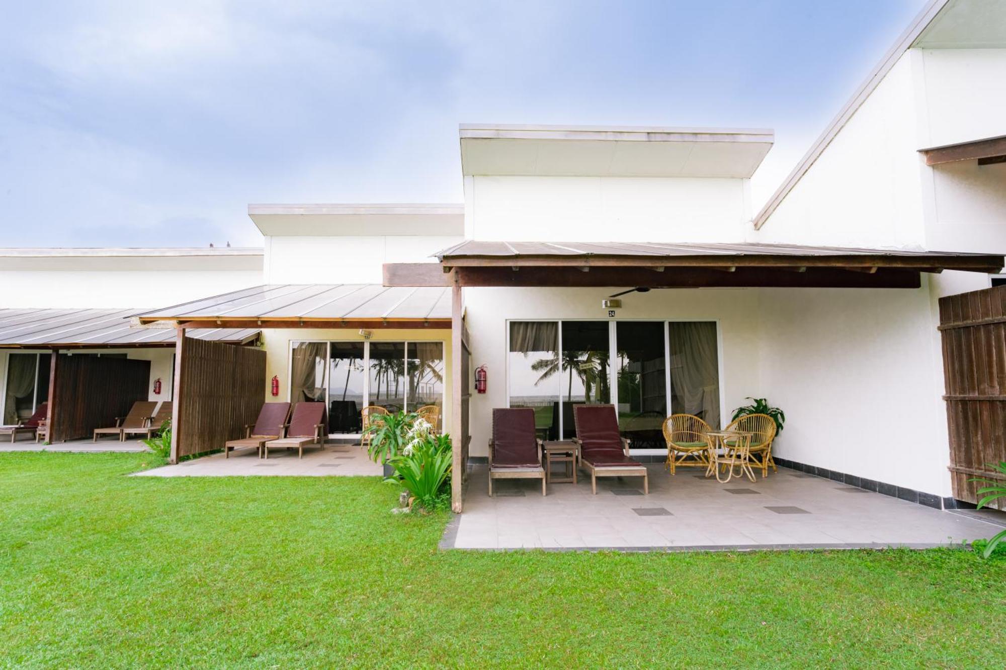 Langkah Syabas Beach Resort Кинарут Экстерьер фото